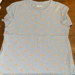 Old Navy t-shirt everyday wear light blue